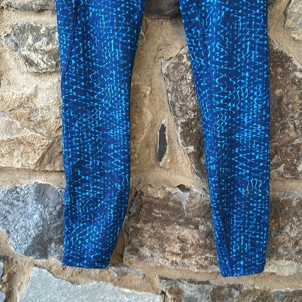 Lululemon Pure Practice Pant Samba Snake Kayak Blue Hero Blue / Hero Blue Size 4